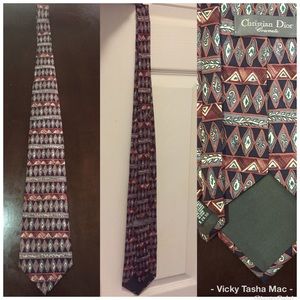 Men’s Ties & Accessories